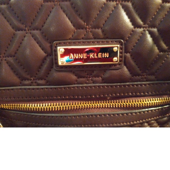 ANNE KLEIN LARGE BROWN PURSE - NICE CONDITION - Picture 3 of 7